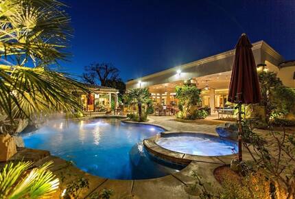 Palm Desert Tropical Estate Loaded with Amenities - Palm Desert, California