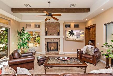 Palm Desert Tropical Estate Loaded with Amenities - Palm Desert, California