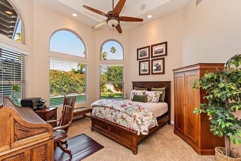 Palm Desert Tropical Estate Loaded with Amenities - Palm Desert, California