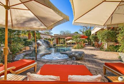Palm Desert Tropical Estate Loaded with Amenities - Palm Desert, California