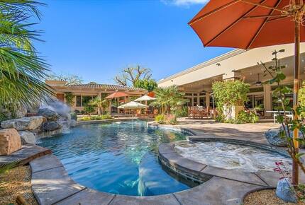 Palm Desert Tropical Estate Loaded with Amenities - Palm Desert, California