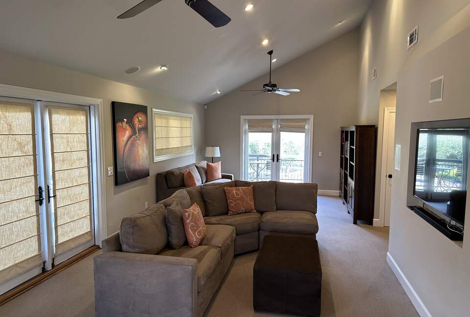 Villa Calistoga in Napa Valley Wine Country - Calistoga, California