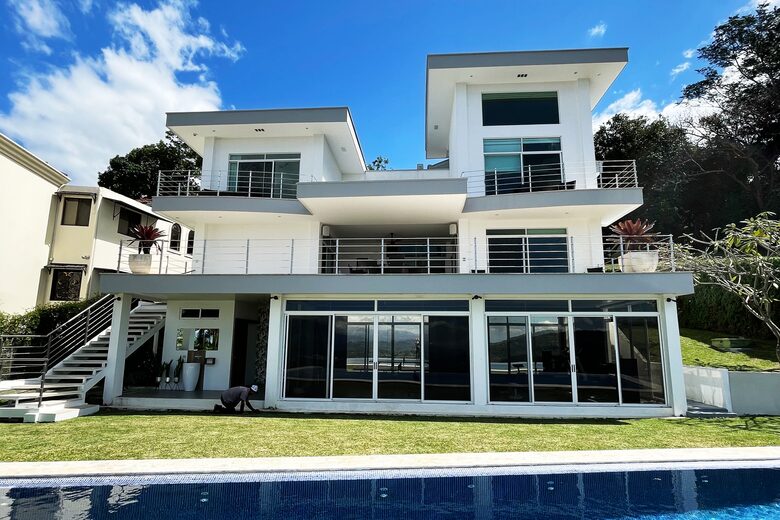 Casa Om | Luxury Villa with Infinity Pool - Ciudad Colón, Costa Rica