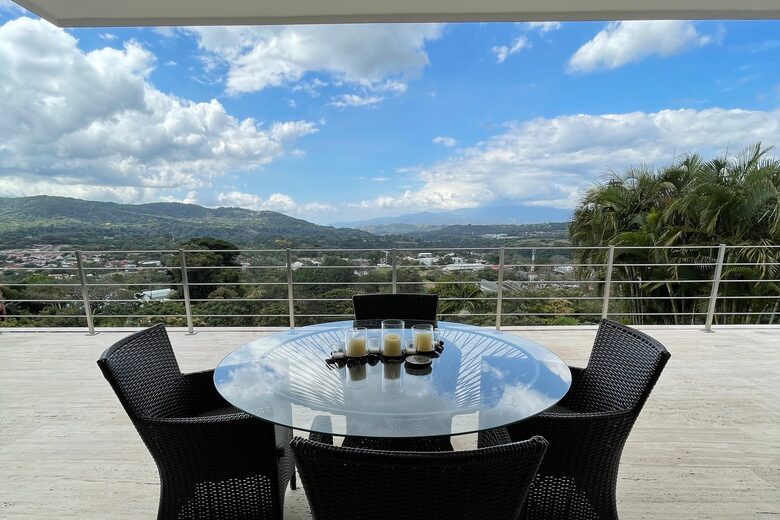 Casa Om | Luxury Villa with Infinity Pool - Ciudad Colón, Costa Rica