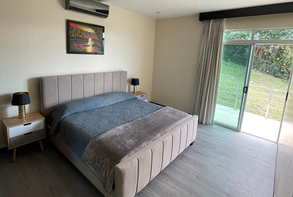 Casa Om | Luxury Villa with Infinity Pool - Ciudad Colón, Costa Rica