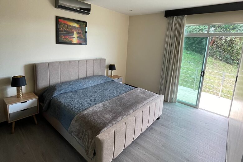 Casa Om | Luxury Villa with Infinity Pool - Ciudad Colón, Costa Rica