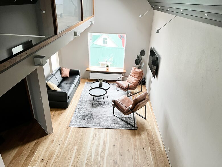 Reykjavik Center Penthouse | Incredible Location just steps from everything! - Reykjavík, Iceland