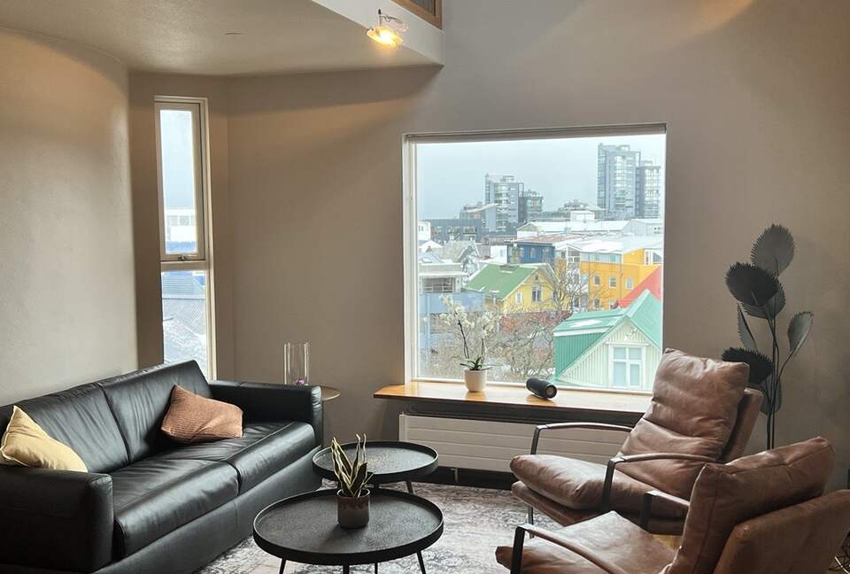 Reykjavik Center Penthouse | Incredible Location just steps from everything! - Reykjavík, Iceland