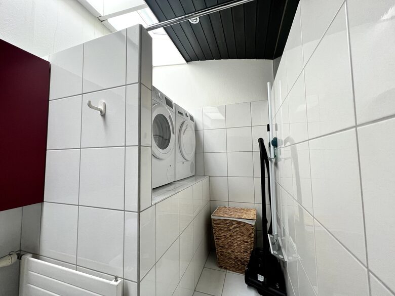 Reykjavik Center Penthouse | Incredible Location just steps from everything! - Reykjavík, Iceland