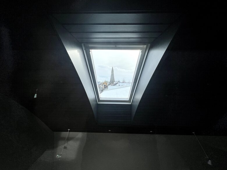 Reykjavik Center Penthouse | Incredible Location just steps from everything! - Reykjavík, Iceland