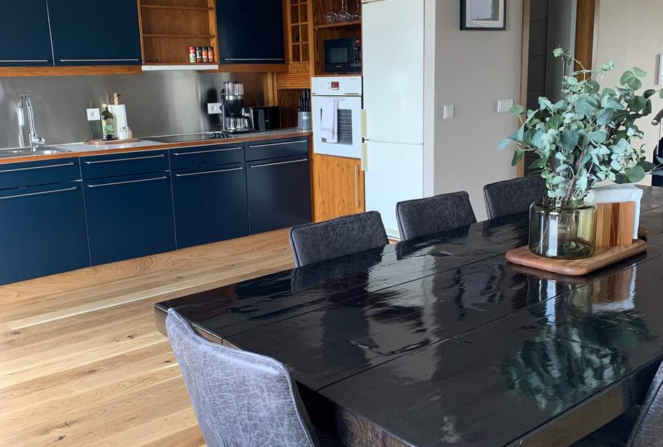 Reykjavik Center Penthouse | Incredible Location just steps from everything! - Reykjavík, Iceland