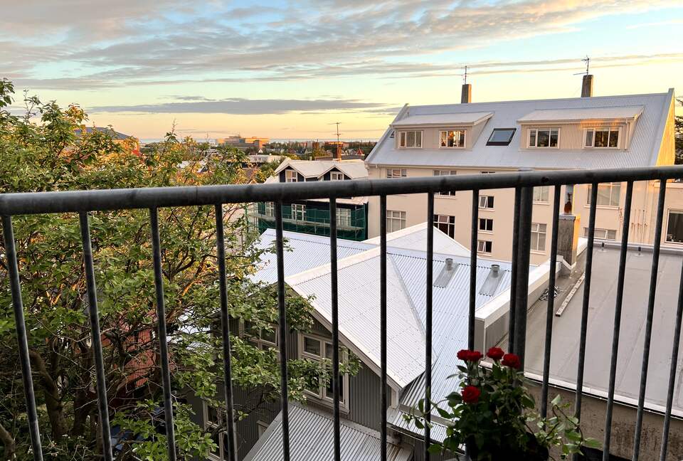 Reykjavik Center Penthouse | Incredible Location just steps from everything! - Reykjavík, Iceland