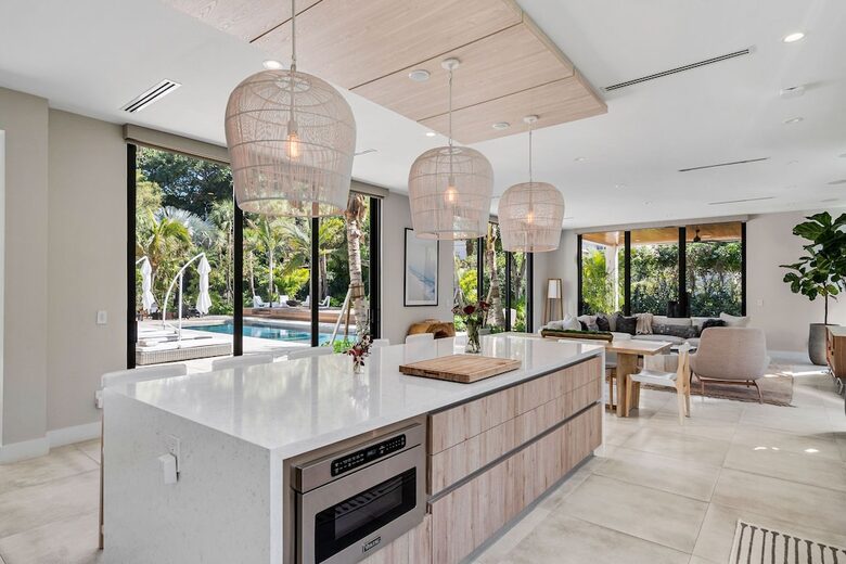 The Oasis at Moss Ranch - Pinecrest, Florida