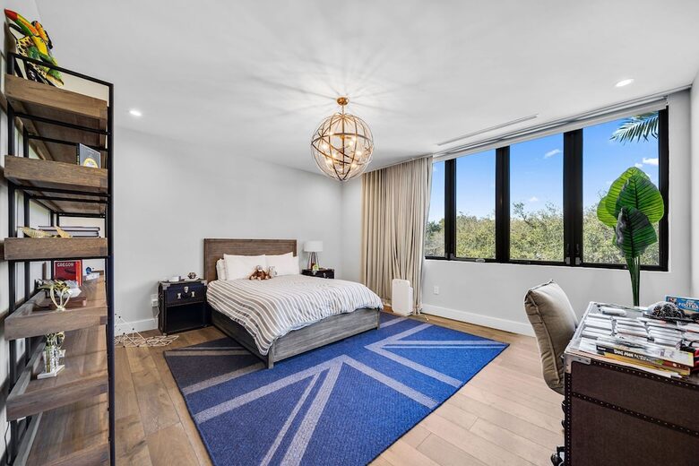 The Oasis at Moss Ranch - Pinecrest, Florida