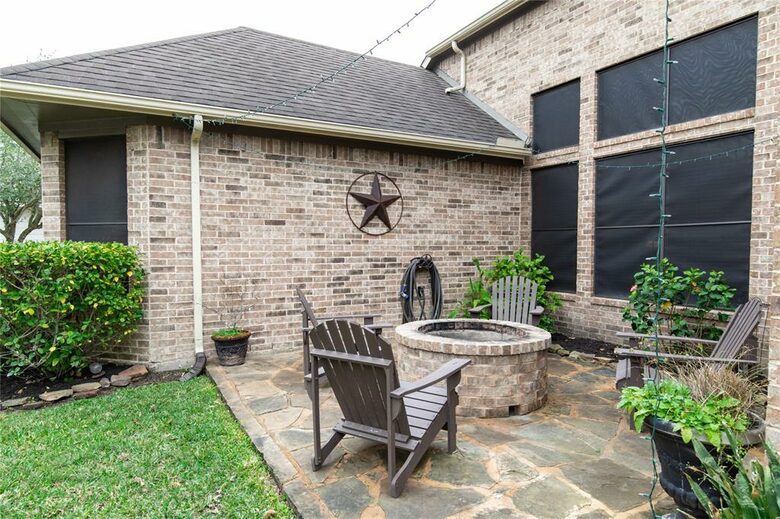 Beautiful Houston Home in Gated Neighborhood - Pearland, Texas
