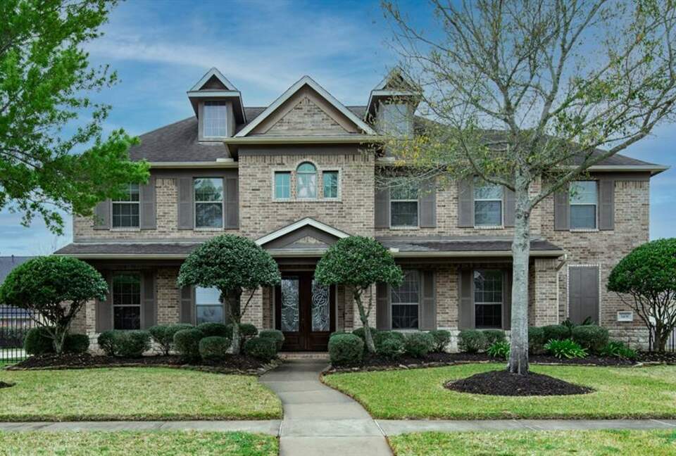 Beautiful Houston Home in Gated Neighborhood - Pearland, Texas