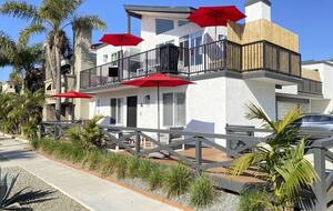 Contemporary Huntington Beach Getaway - Huntington Beach, California