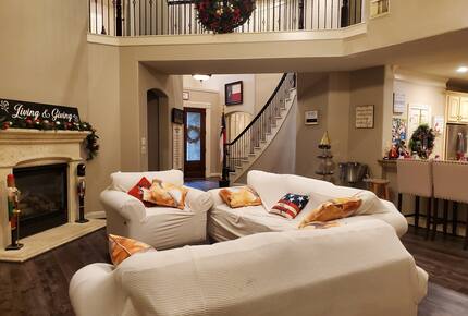 Beautiful Houston Home in Gated Neighborhood - Pearland, Texas