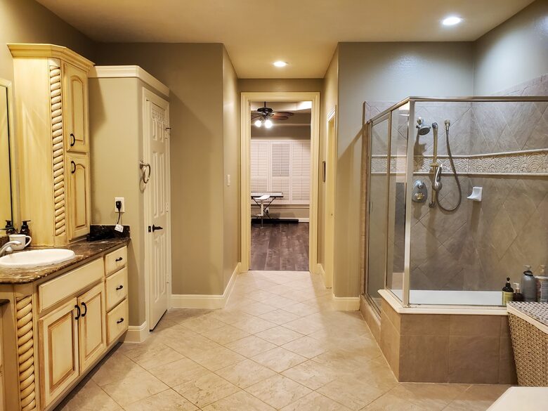 Beautiful Houston Home in Gated Neighborhood - Pearland, Texas