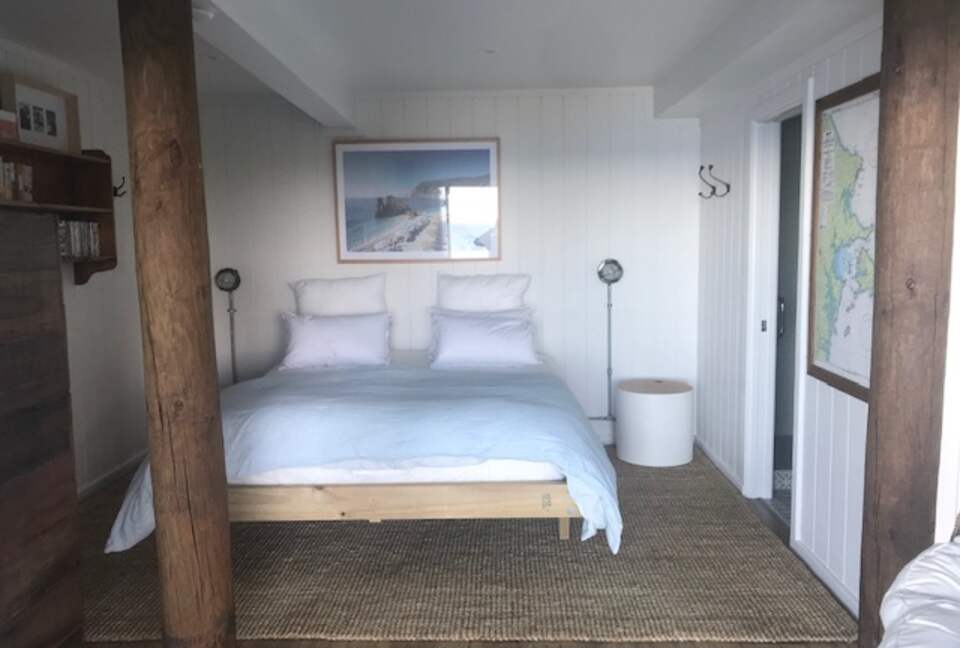 The Ship | Daniels Reef - Leigh, New Zealand