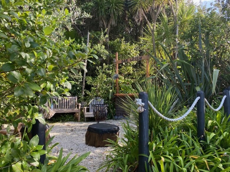 The Ship | Daniels Reef - Leigh, New Zealand