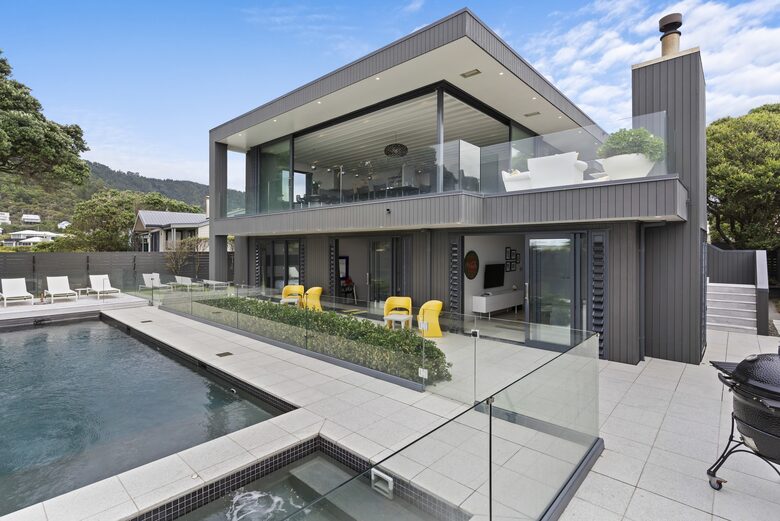 Beachfront Villa | Pauanui - Hikuai, New Zealand