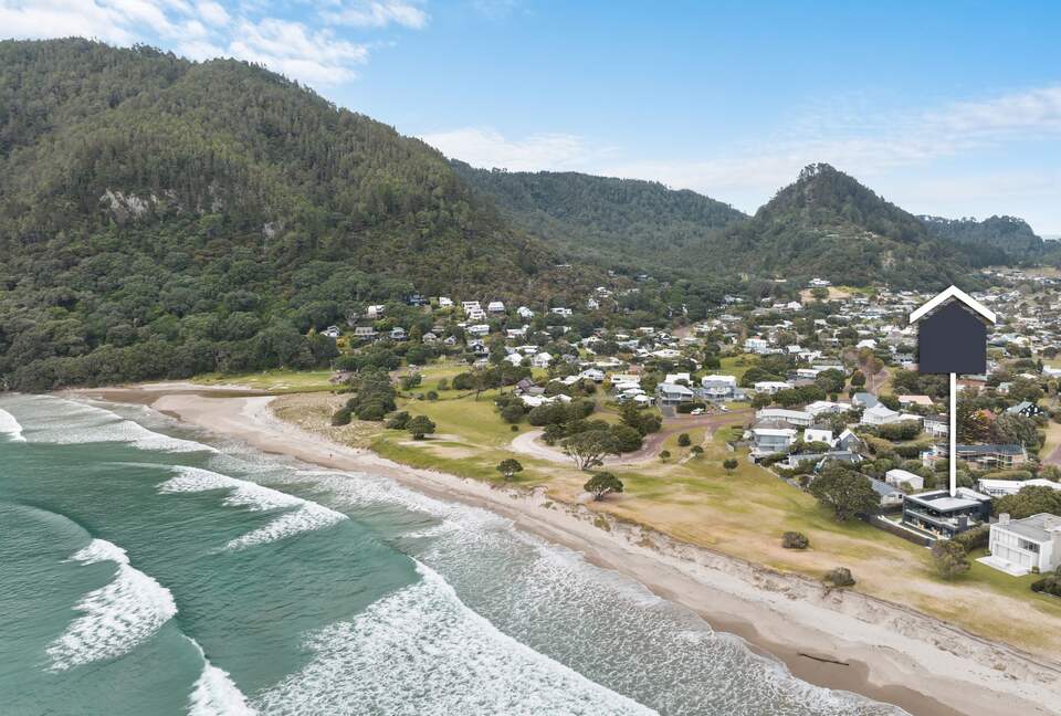 Beachfront Villa | Pauanui - Hikuai, New Zealand
