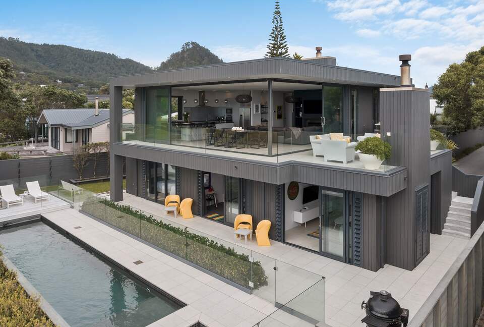 Beachfront Villa | Pauanui - Hikuai, New Zealand