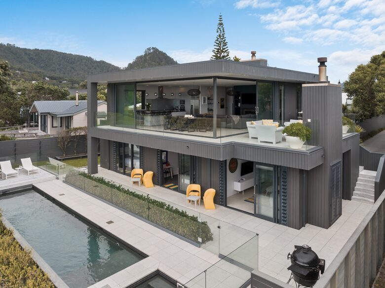 Beachfront Villa | Pauanui - Hikuai, New Zealand