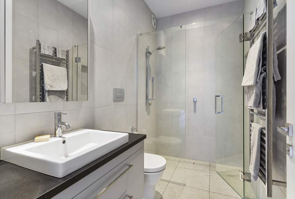 Beachfront Villa | Pauanui - Hikuai, New Zealand