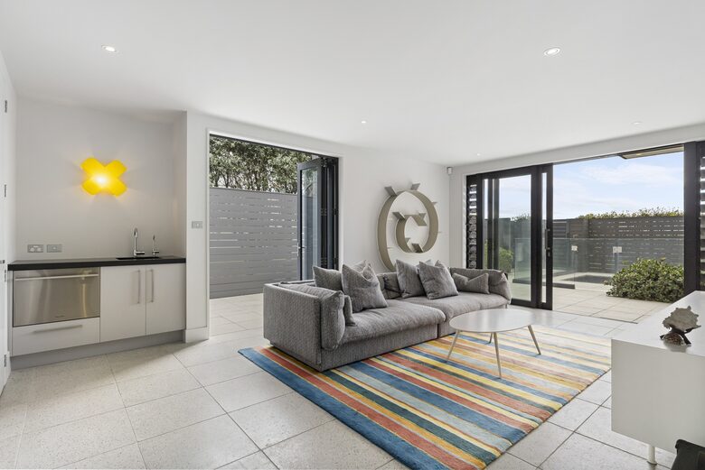 Beachfront Villa | Pauanui - Hikuai, New Zealand