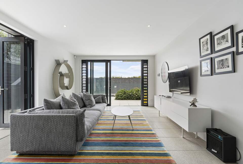 Beachfront Villa | Pauanui - Hikuai, New Zealand