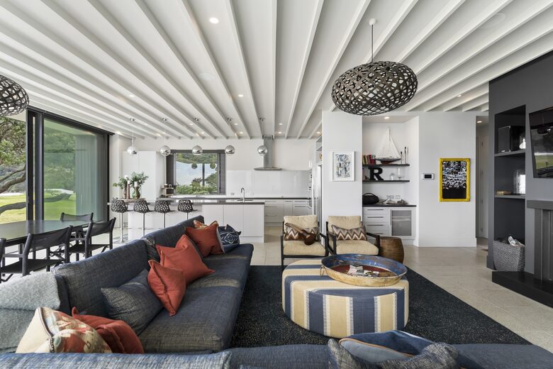 Beachfront Villa | Pauanui - Hikuai, New Zealand