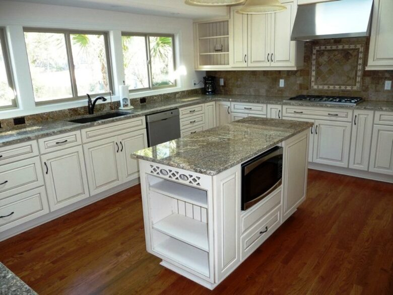 Hilton Head Island Sea Pines 6 Bedroom Beach & Golf Home - Hilton Head Island, South Carolina