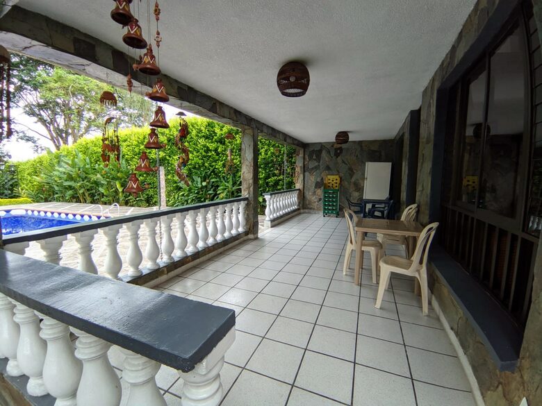 Finca el Naranjo | Colombian Farm Estate | With pool, soccer field, running track, and staff - La Tebaida, Colombia