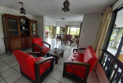 Finca el Naranjo | Colombian Farm Estate | With pool, soccer field, running track, and staff - La Tebaida, Colombia