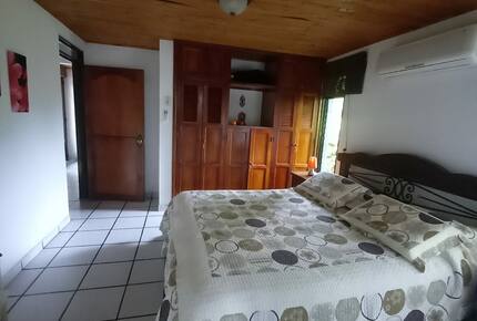 Finca el Naranjo | Colombian Farm Estate | With pool, soccer field, running track, and staff - La Tebaida, Colombia