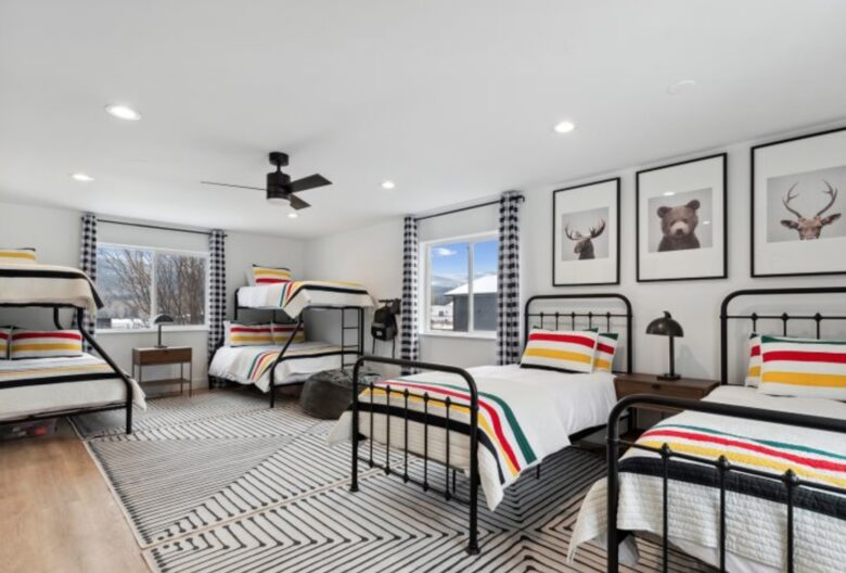 Whitefish 4-Acre Getaway | Hot Tub | Big Mountain Views - Whitefish, Montana