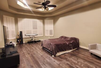 Beautiful Houston Home in Gated Neighborhood - Pearland, Texas