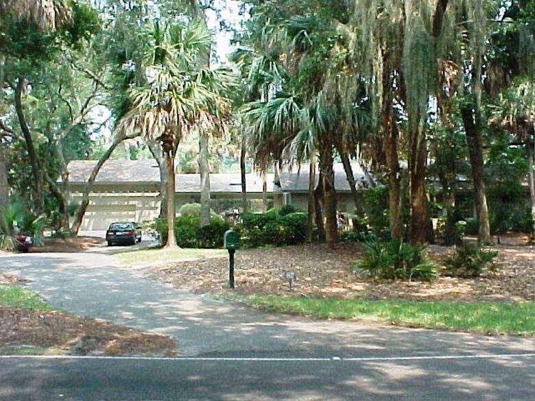 Hilton Head Island Sea Pines 6 Bedroom Beach & Golf Home - Hilton Head Island, South Carolina