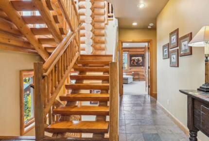 Telluride Gem with an Oxygen Bar, Fire Pit, and Hot Tub! - Mountain Village, Colorado