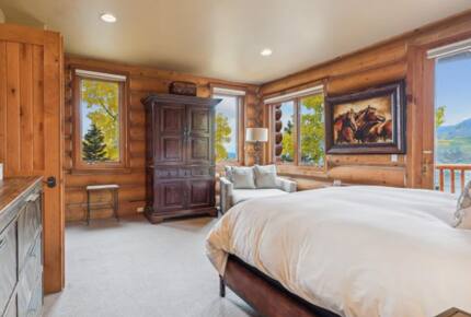 Telluride Gem with an Oxygen Bar, Fire Pit, and Hot Tub! - Mountain Village, Colorado