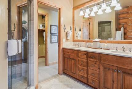 Telluride Gem with an Oxygen Bar, Fire Pit, and Hot Tub! - Mountain Village, Colorado