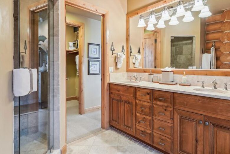 Telluride Gem with an Oxygen Bar, Fire Pit, and Hot Tub! - Mountain Village, Colorado