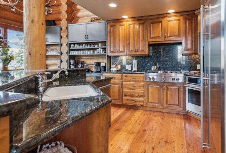 Telluride Gem with an Oxygen Bar, Fire Pit, and Hot Tub! - Mountain Village, Colorado