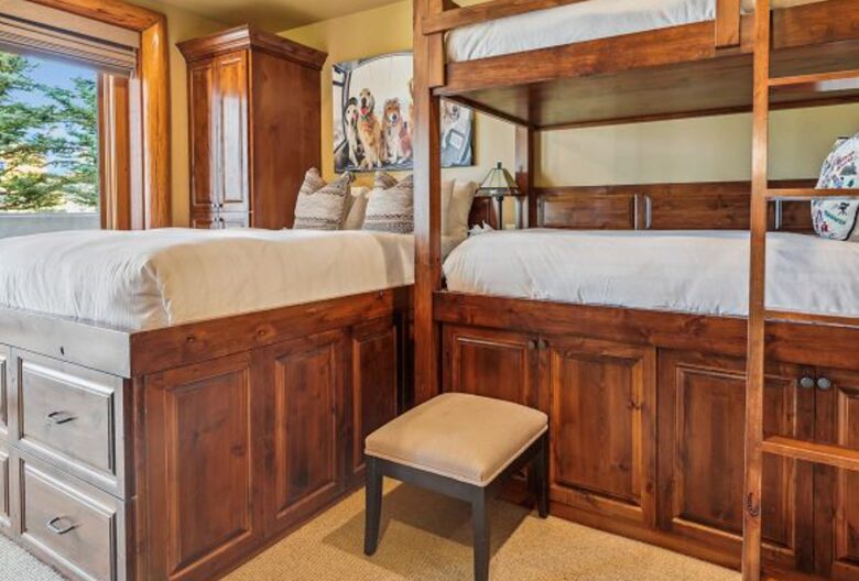 Telluride Gem with an Oxygen Bar, Fire Pit, and Hot Tub! - Mountain Village, Colorado