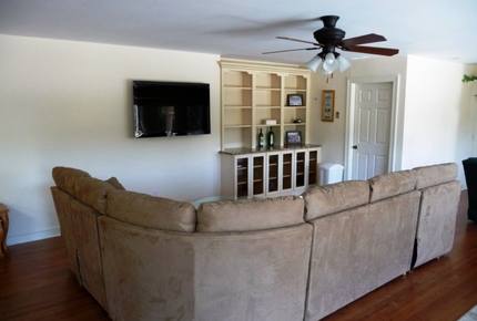 Hilton Head Island Sea Pines 6 Bedroom Beach & Golf Home - Hilton Head Island, South Carolina