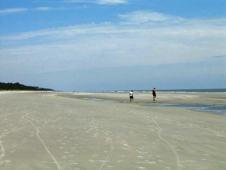 Hilton Head Island Sea Pines 6 Bedroom Beach & Golf Home - Hilton Head Island, South Carolina