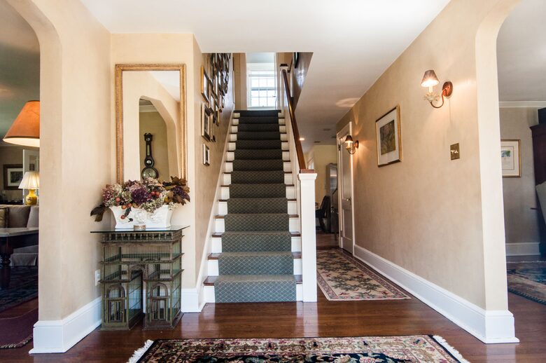 Charming New Canaan Cottage | Walking distance to town | About an hour from New York City by train - New Canaan, Connecticut