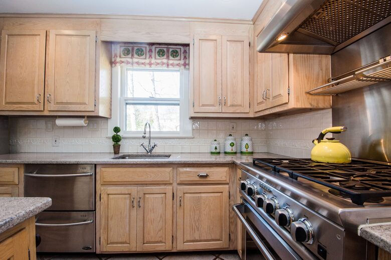 Charming New Canaan Cottage | Walking distance to town | About an hour from New York City by train - New Canaan, Connecticut